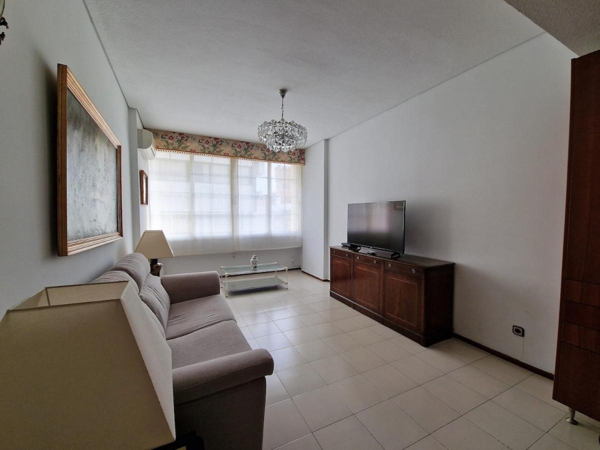 Bright Ideal Apartment, Historic Center Martin Apartamento Sevilla